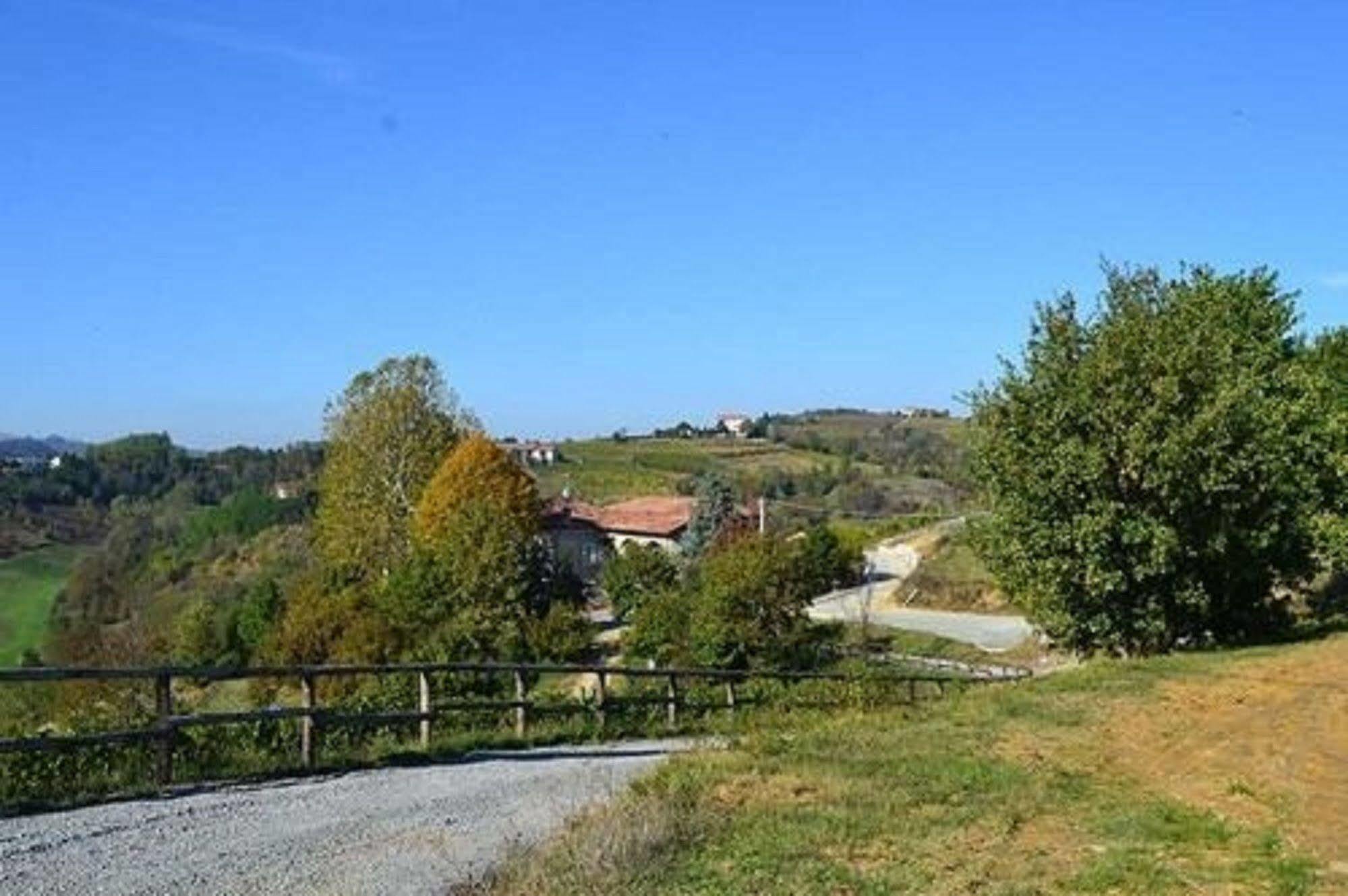 Agriturismo Costa Dei Platani Acqui Terme Exterior foto