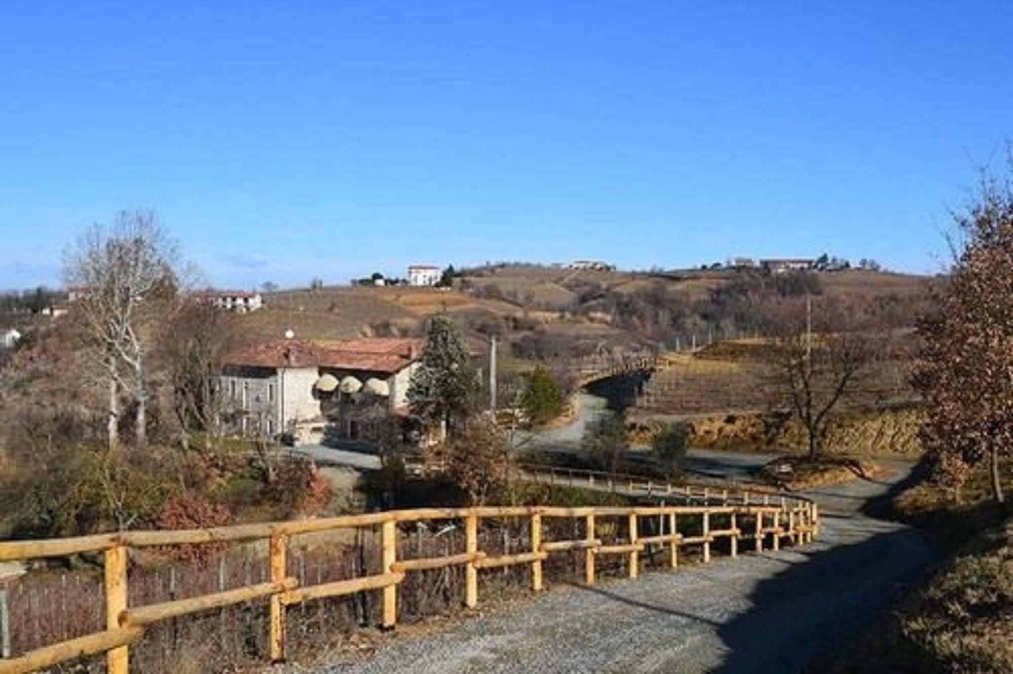 Agriturismo Costa Dei Platani Acqui Terme Exterior foto